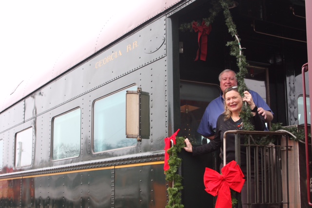 Bordon Black and Nelson McGahee during a Christmas trip on the Dearing