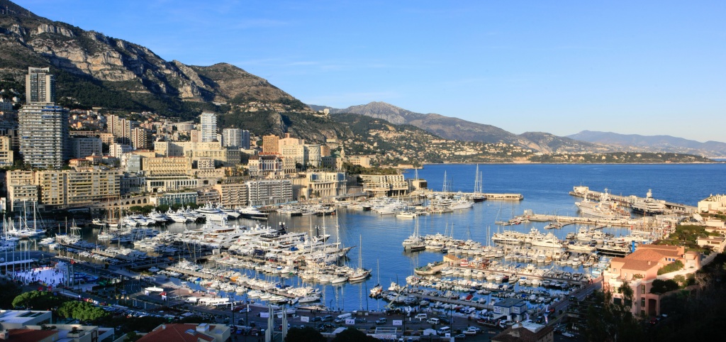 Monaco Kicks off Summer Events: Dinner in the Sky