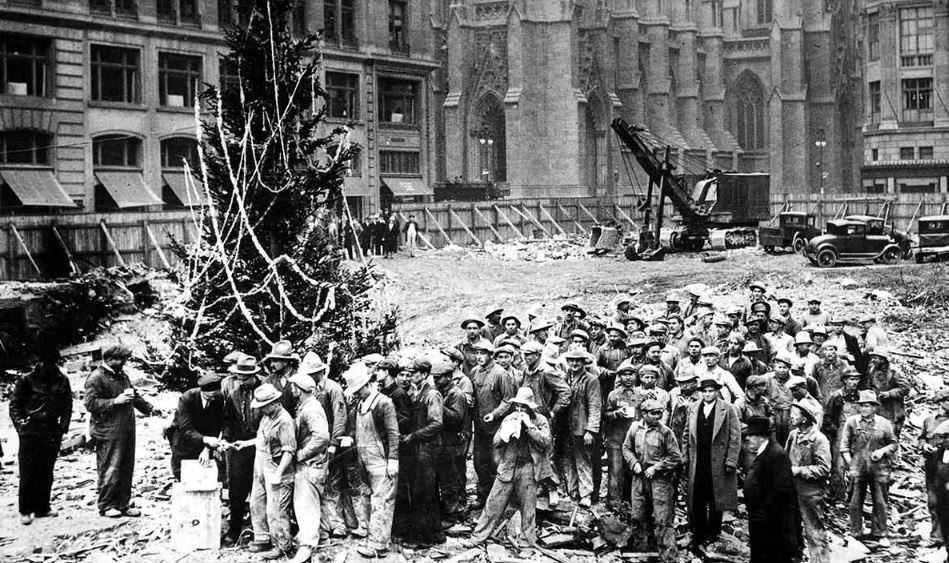 First Christmas Tree. Courtesy of Tishman Speyer