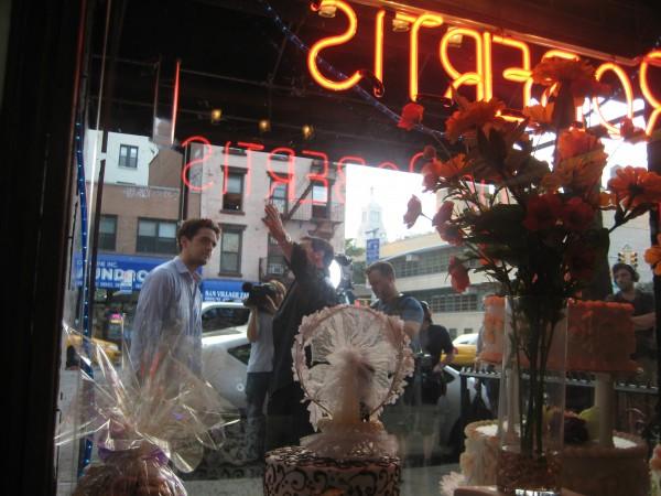 Styvest reunion 21010 w david axelrod, plaza food court-02