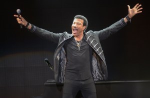 Lionel Ritchie/Bethel woods
